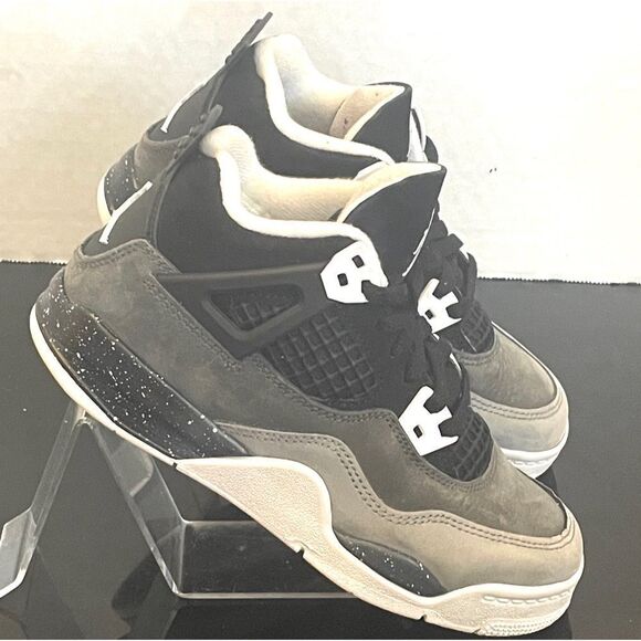 KIDS JORDAN AIR JORDAN 4 RETRO 'FEAR' FV4537-002 Size 13C Grey Black - Picture 3 of 10